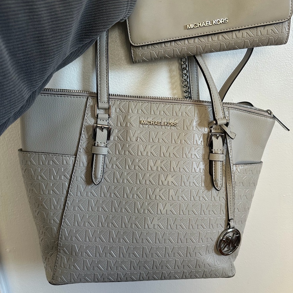 Michael Kors Gray Women's Purse and Wallet